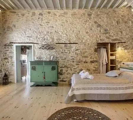 Azura, Traditional In Appartamento *